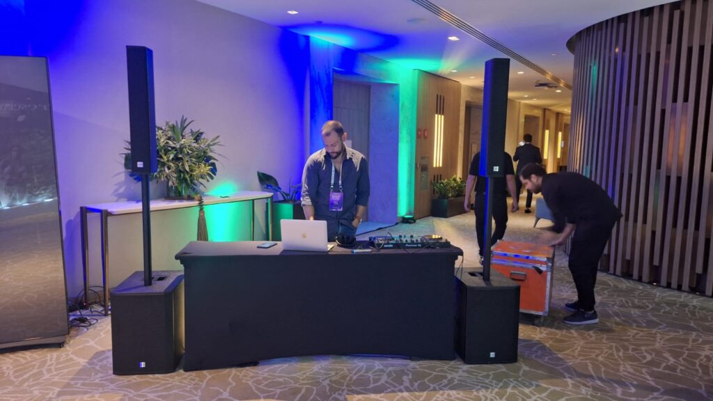 WhatsApp Image 2025-10-29 at 16.53.38